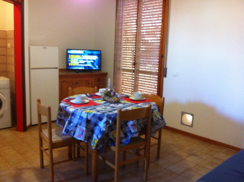 Amanda Appartamenti Trilocali Lido Adriano Kamer foto